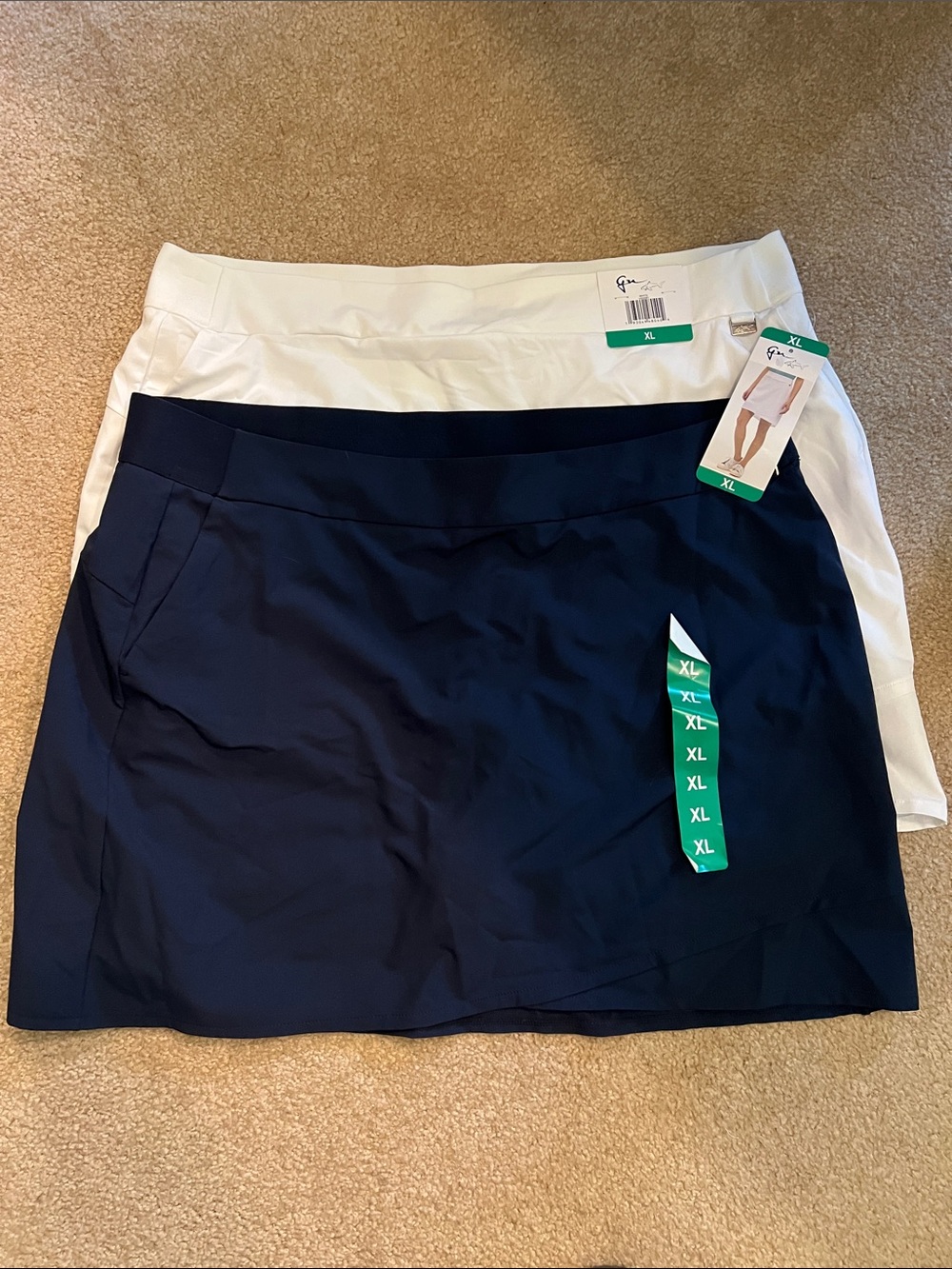 Women’s Active Skort – Navy and White (2)